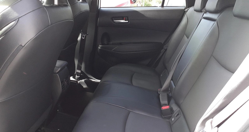 Toyota Corolla Cross cena 175900 przebieg: 6699, rok produkcji 2022 z Morąg małe 407